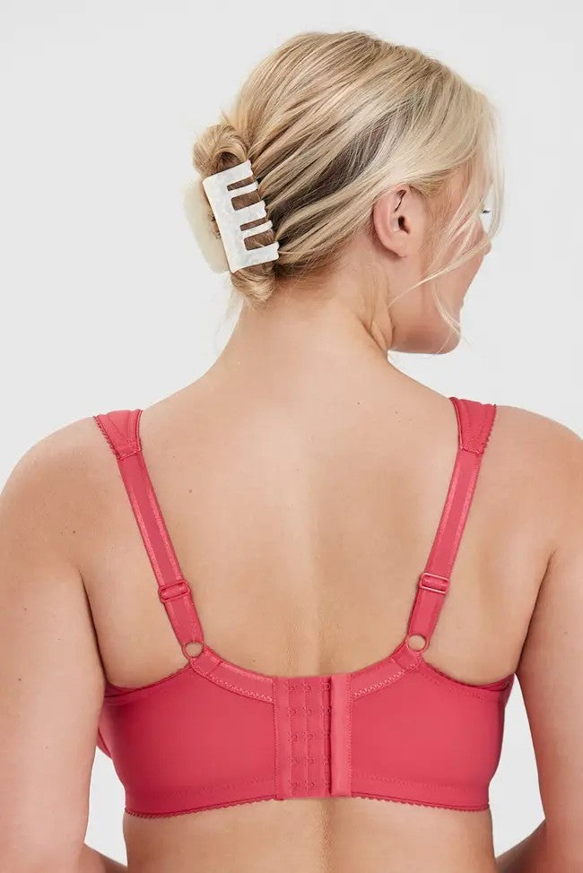 Triumph – (4 komada) grudnjak s velikim košaricama i push-up efektom