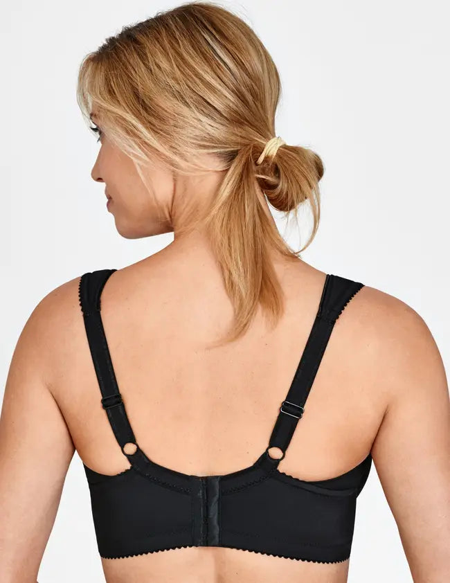 Triumph – (4 komada) grudnjak s velikim košaricama i push-up efektom