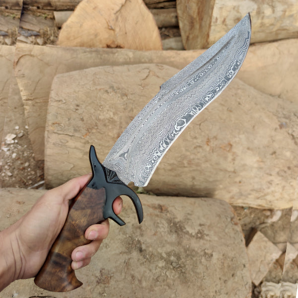 Bowie nož, damaščanski čelik